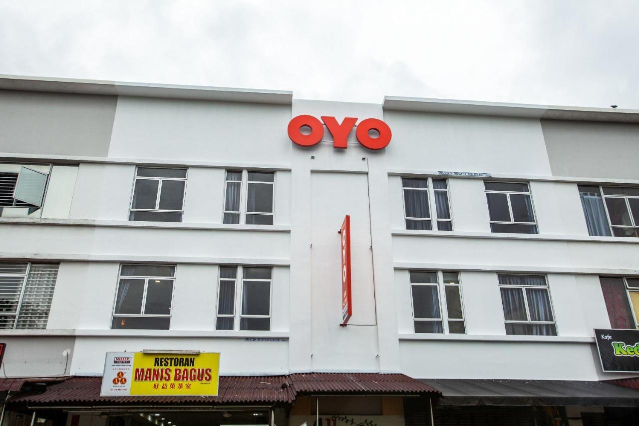 Oyo 89631 988 Hotel Johor Bahru Extérieur photo